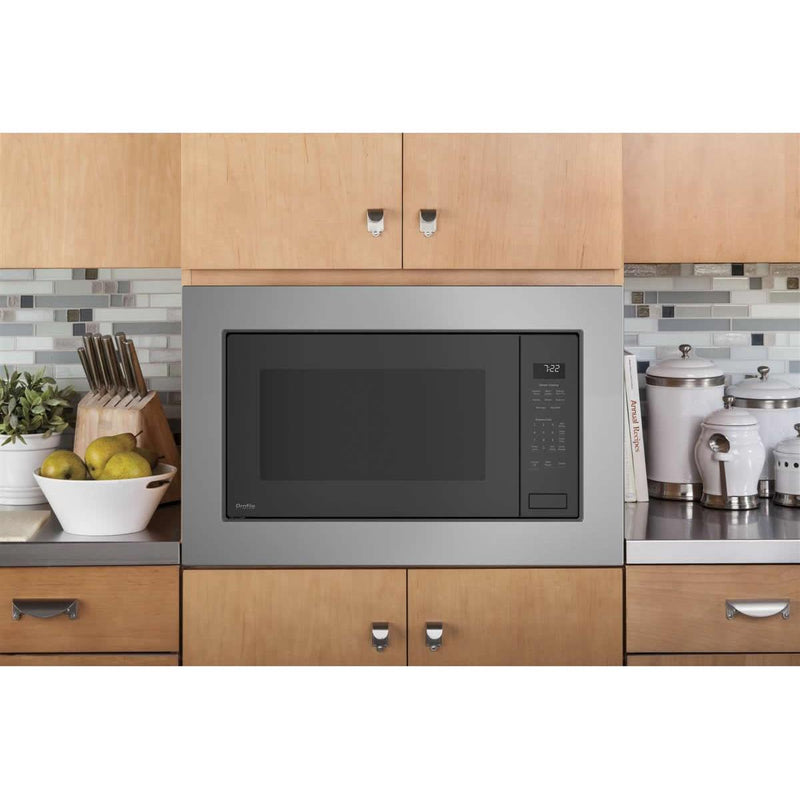 GE Profile 24-inch, 2.2 cu.ft. Built-in Microwave Oven with Sensor Cooking PEB7227ANDD IMAGE 4